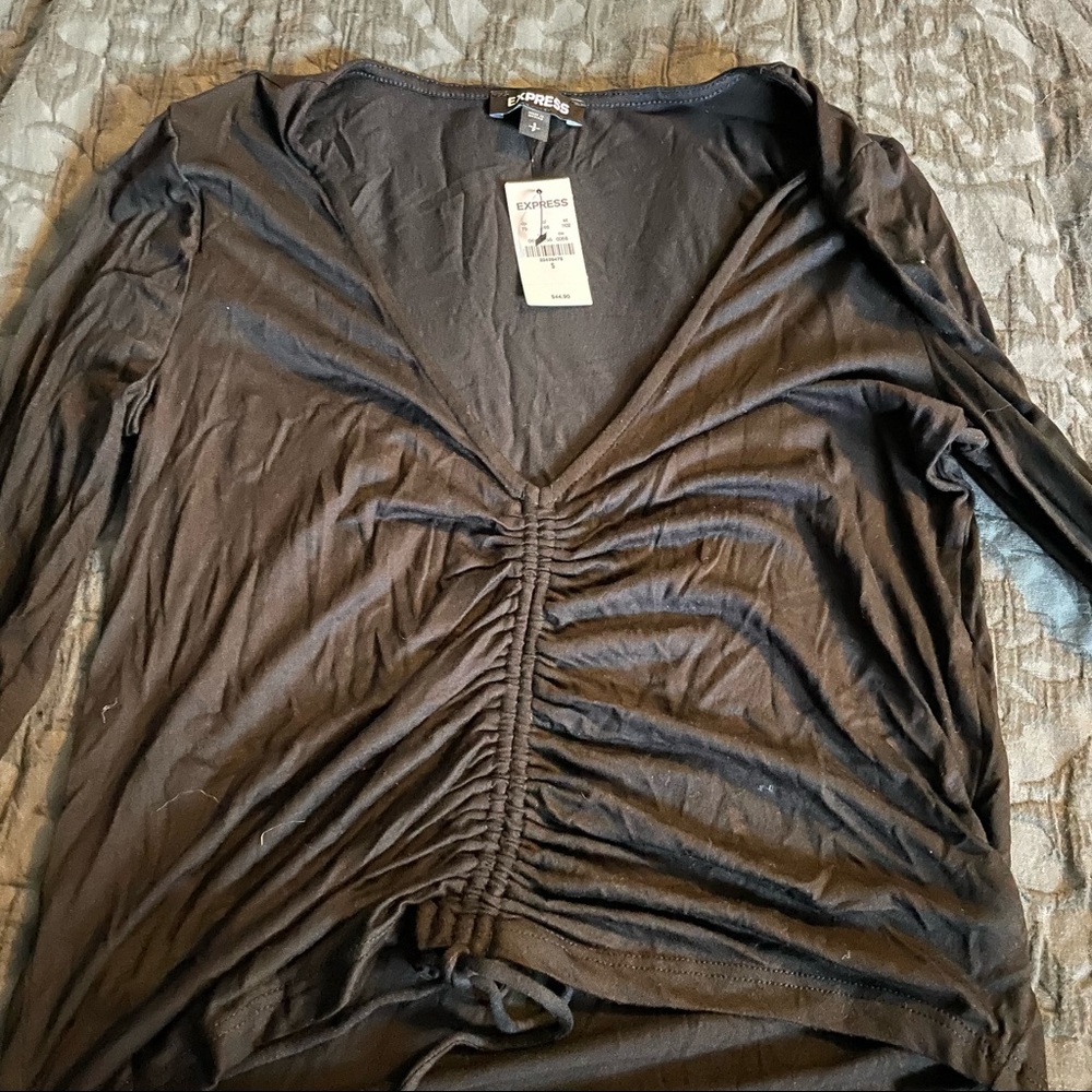 BNWT Express Crop Top - Picture 3 of 4